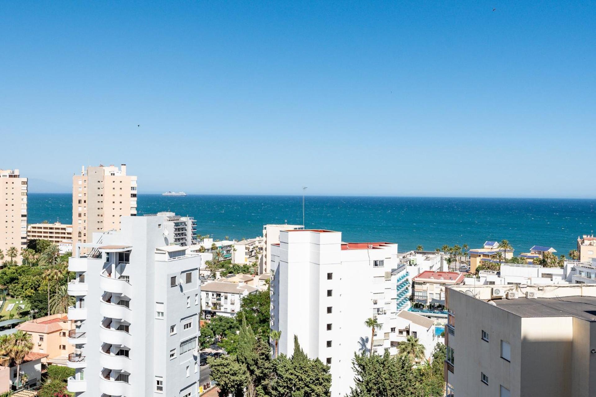 Malagasuite Seaview Babilonia Торремолинос Экстерьер фото